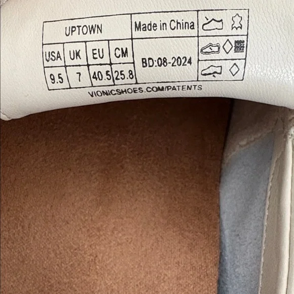 Vionic Uptown Loafer in cream leather slip on round toe size 9.5 - Picture 12 of 13